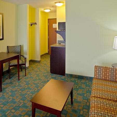 Holiday Inn Express Hotel & Suites Thornburg-S. Fredericksburg By Ihg Kültér fotó