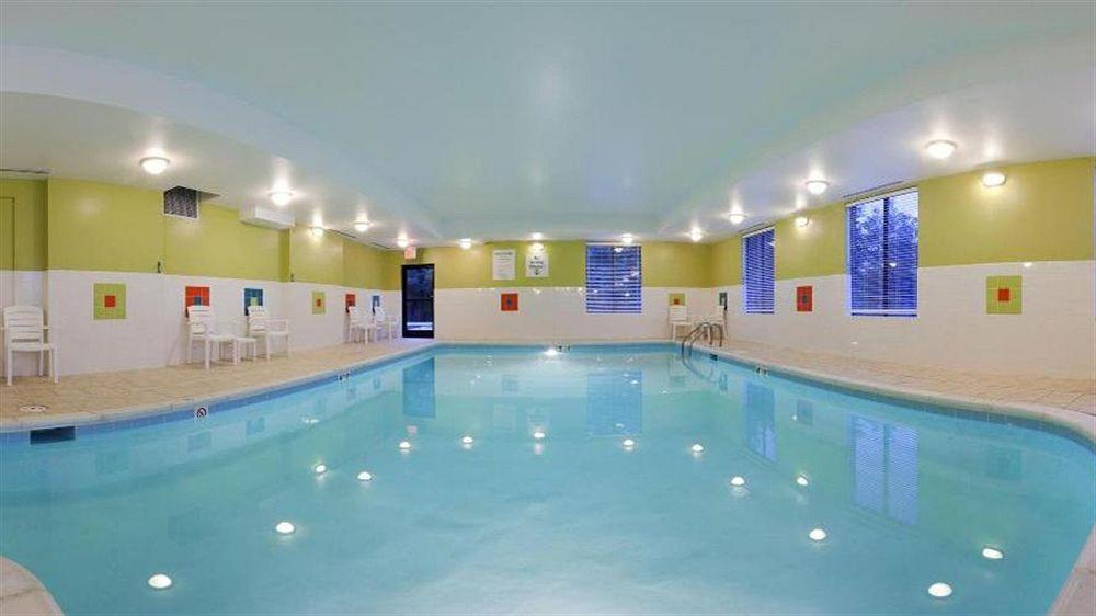 Holiday Inn Express Hotel & Suites Thornburg-S. Fredericksburg By Ihg Kültér fotó