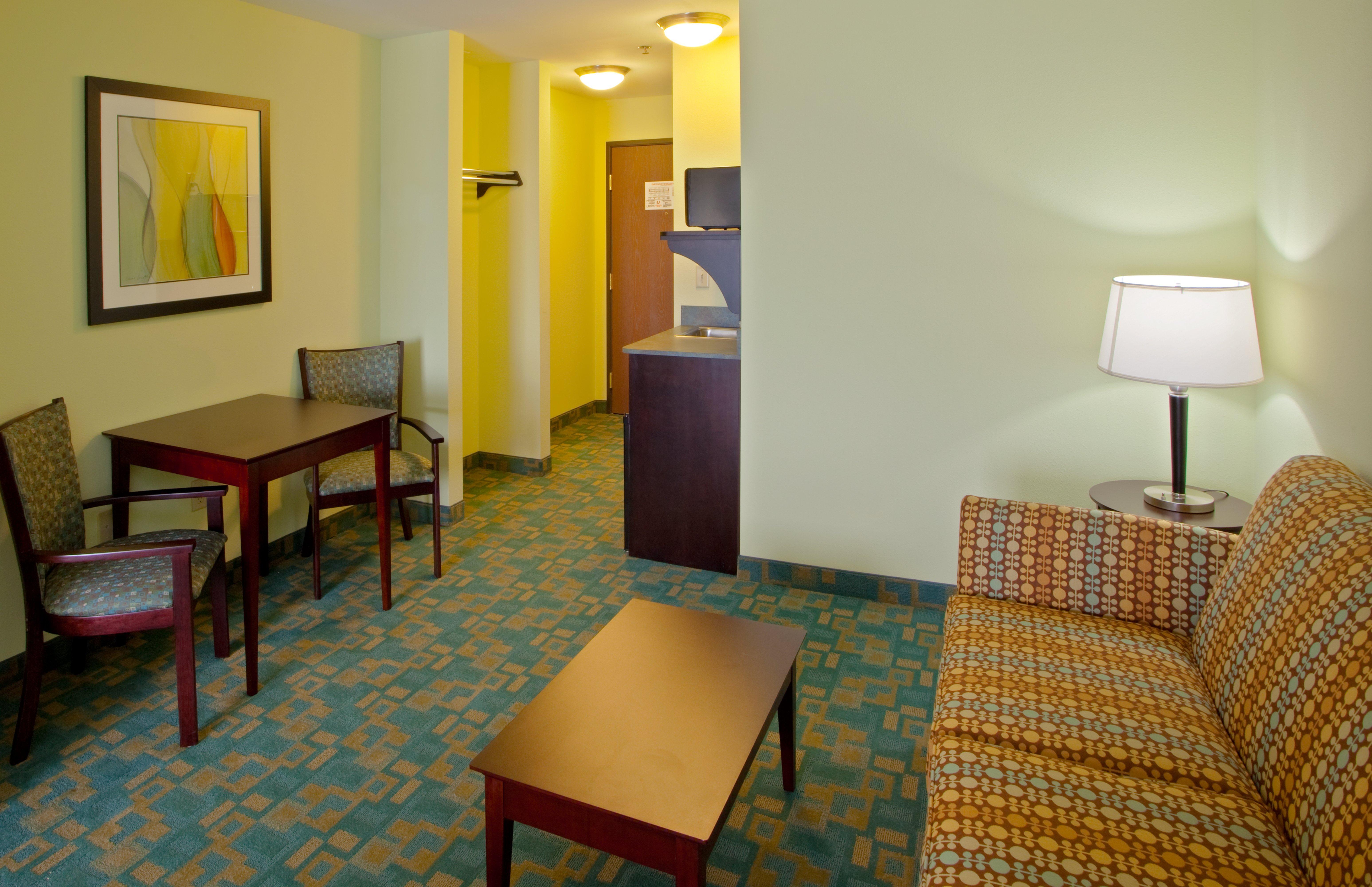 Holiday Inn Express Hotel & Suites Thornburg-S. Fredericksburg By Ihg Kültér fotó